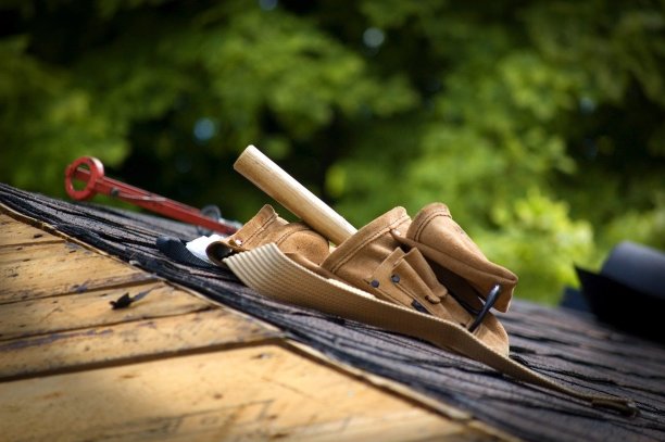Roofers Near Naples, NC Available Now